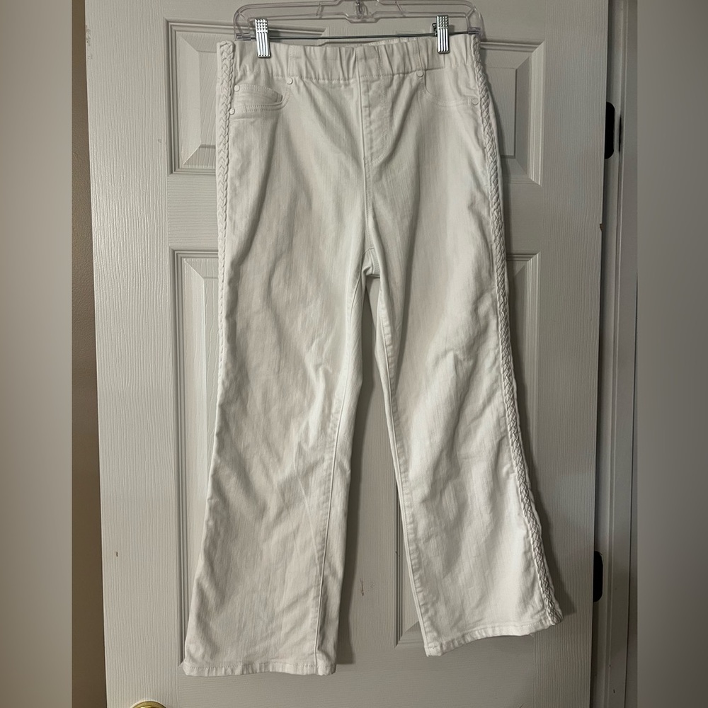 Braided side white pull on crop flare Liverpools